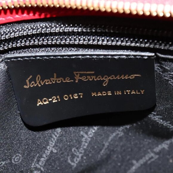 Salvatore Ferragamo Gancini Shoulder Bag Leather 2way Red Gold Auth KD414 - Picture 13 of 15